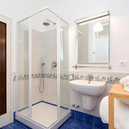 Casa Enza, For Up To 5 People, Center * Sorrento