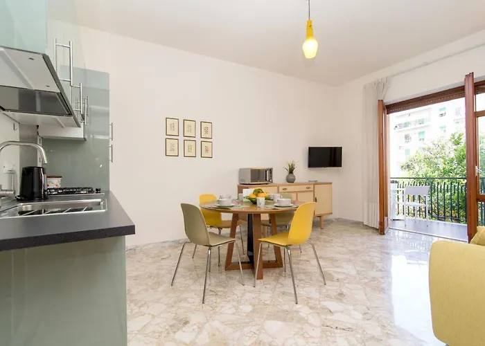 Appartement Casa Enza, For Up To 5 People, Center