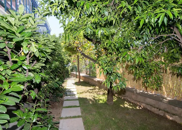 Casa Enza, For Up To 5 People, Center * Sorrento