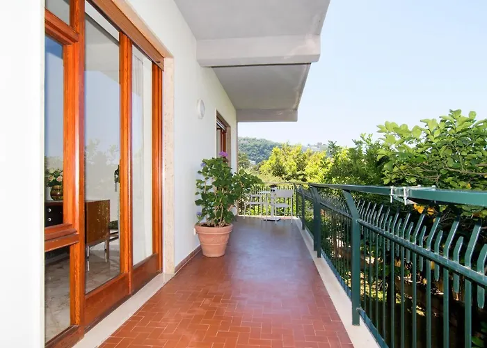 Casa Enza, For Up To 5 People, Center Appartamento Sorrento